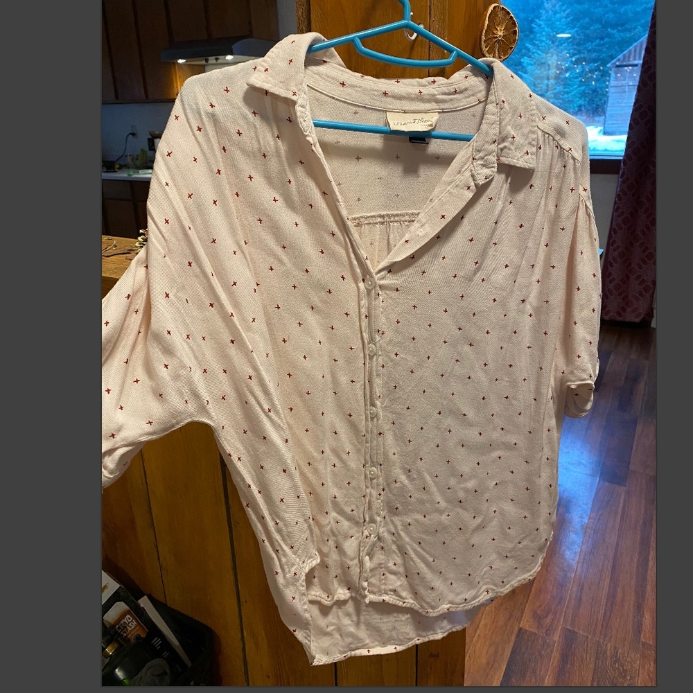 Short sleeve button down